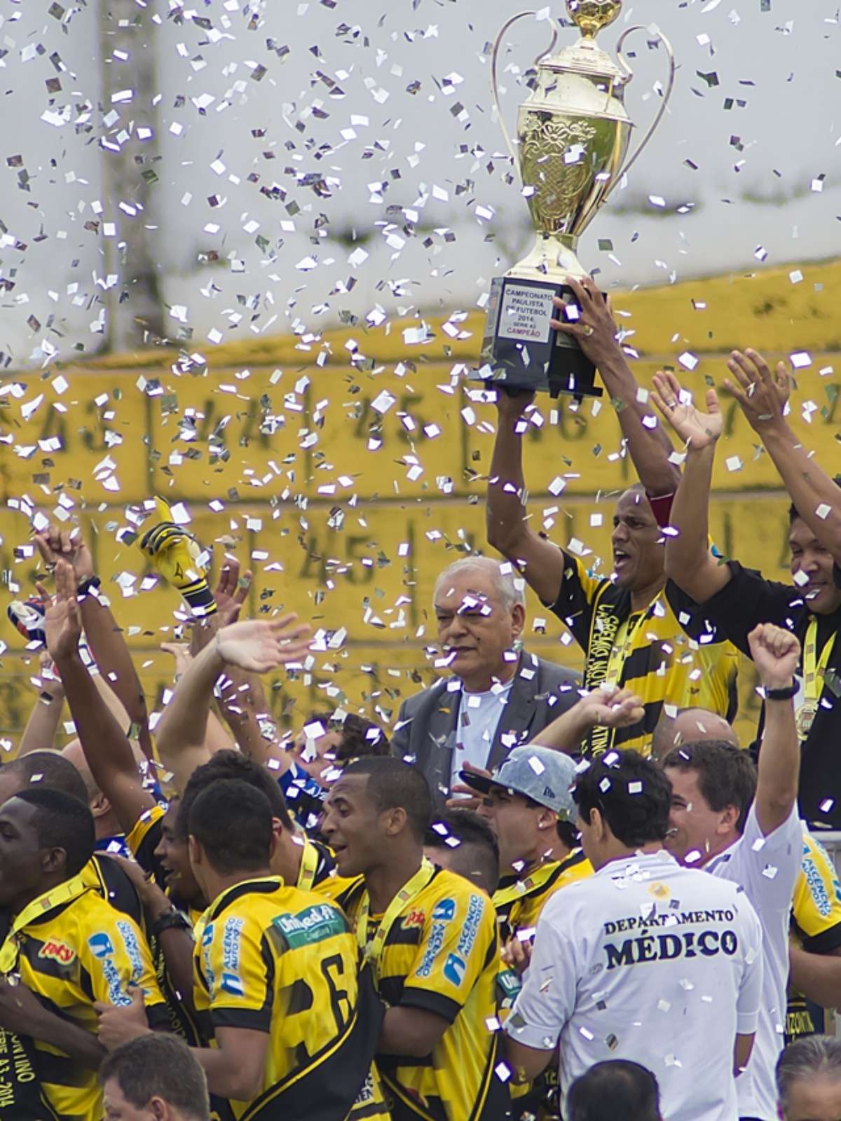 Paulista A3: Comercial anuncia volante campeão da Segunda Divisão com o  Primavera