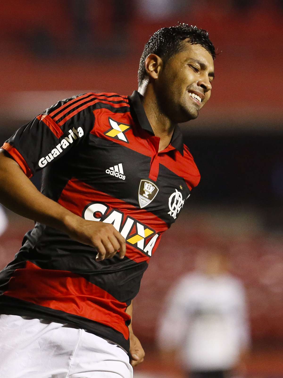 André Santos faz homenagem ao aniversário da mulher, e torcedores do  Flamengo reclamam em post - Flamengo - Extra Online