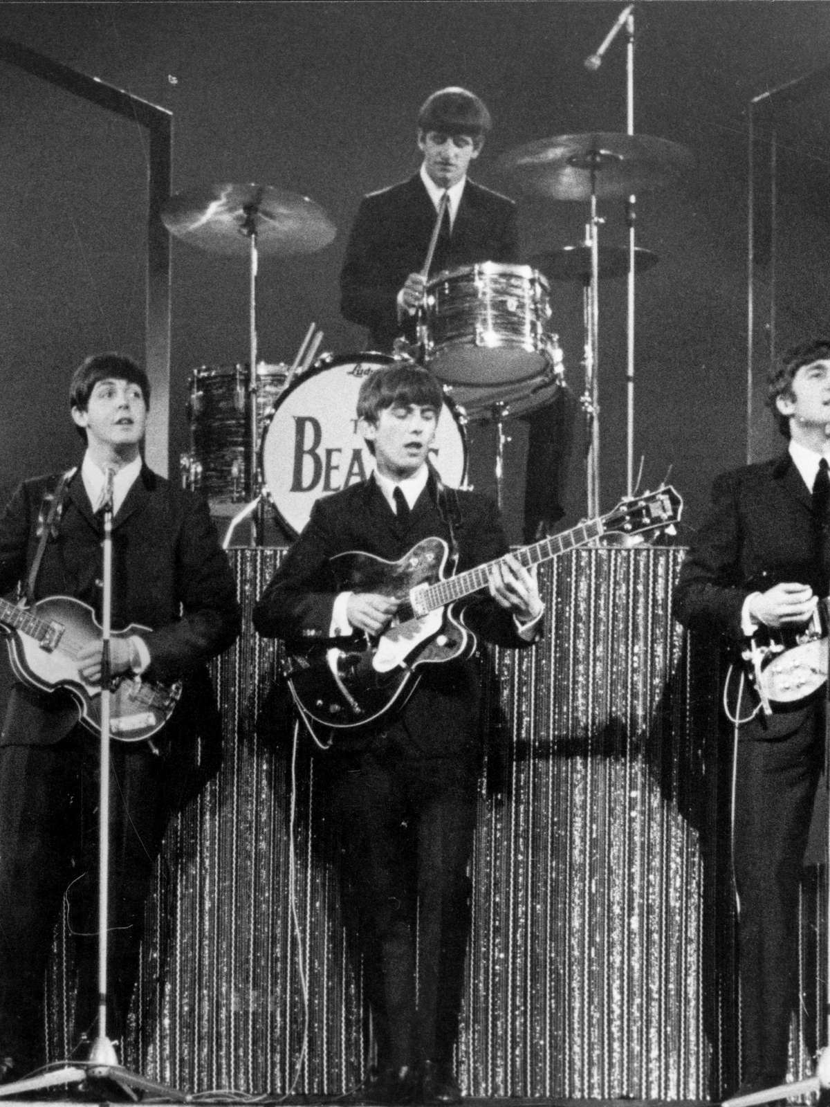 Universal relança disco dos Beatles com material ao vivo