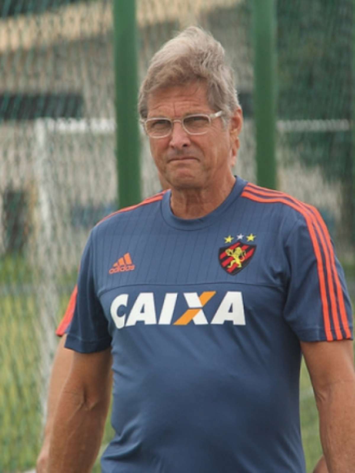 Campeão mundial em 2000, Oswaldo de Oliveira é novo técnico do