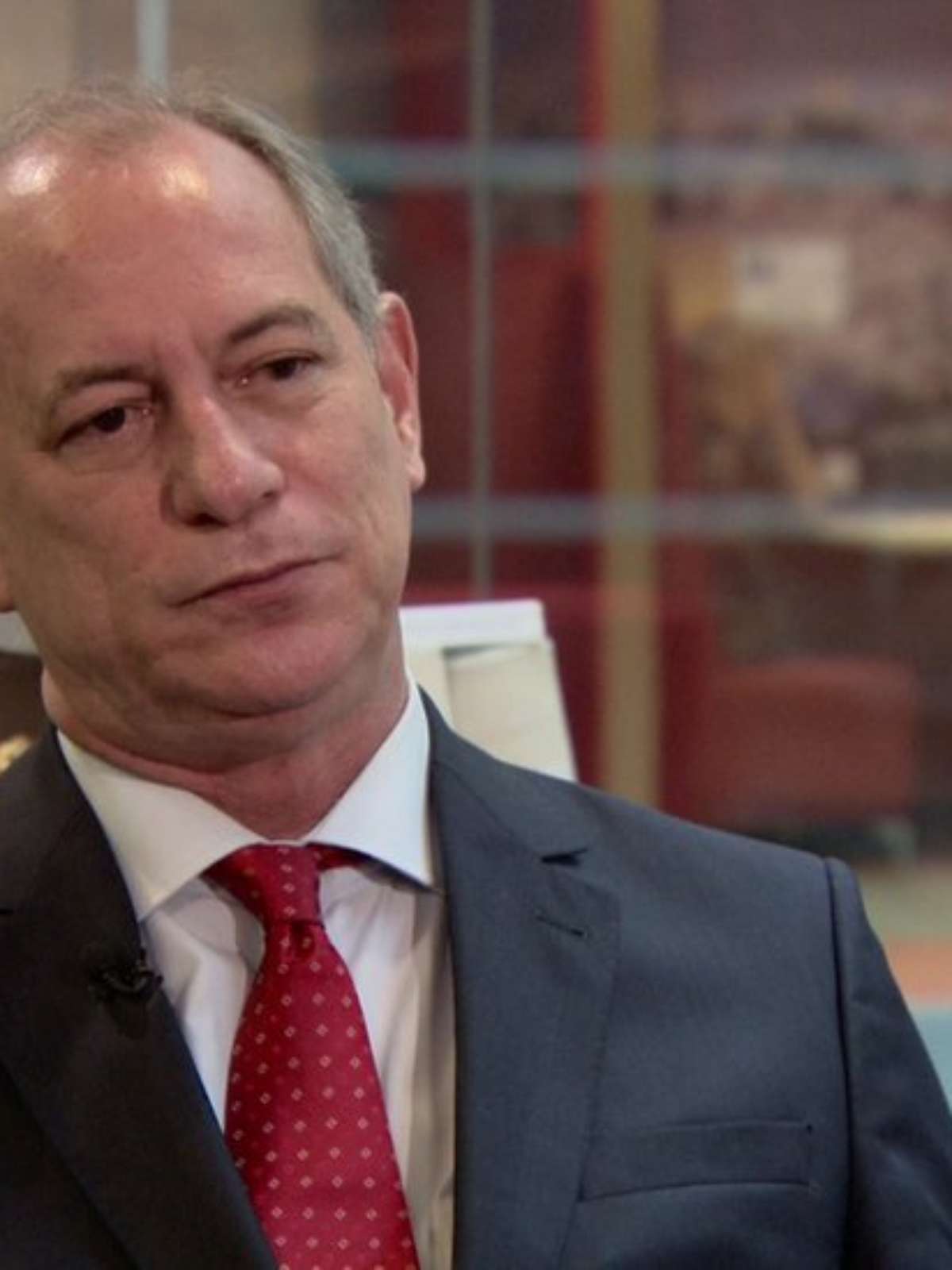 Ciro Gomes Lula racha pa s em bases odientas rancorosas e violentas