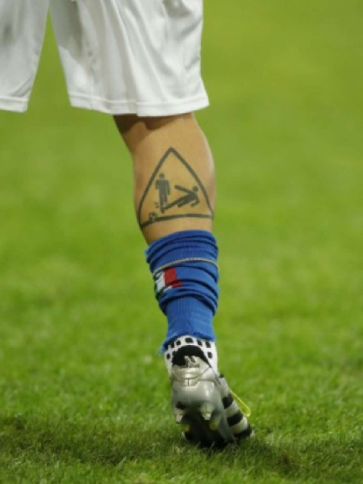 Tatuagens De Jogadores De Futebol Richarlison Tatua Rostos De Neymar E