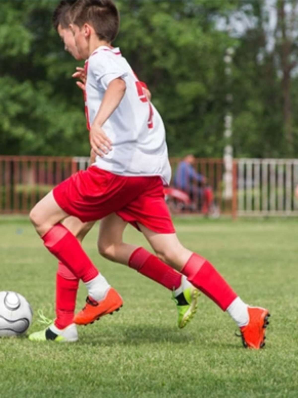 Jogar Futebol Emagrece? Veja seus beneficios pro corpo!