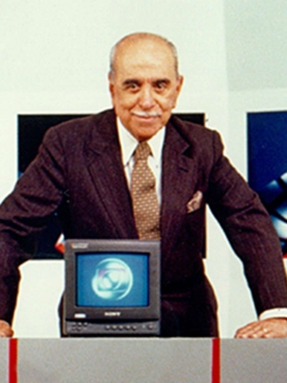 Há 15 anos morria Roberto Marinho, o homem que mudou a TV
