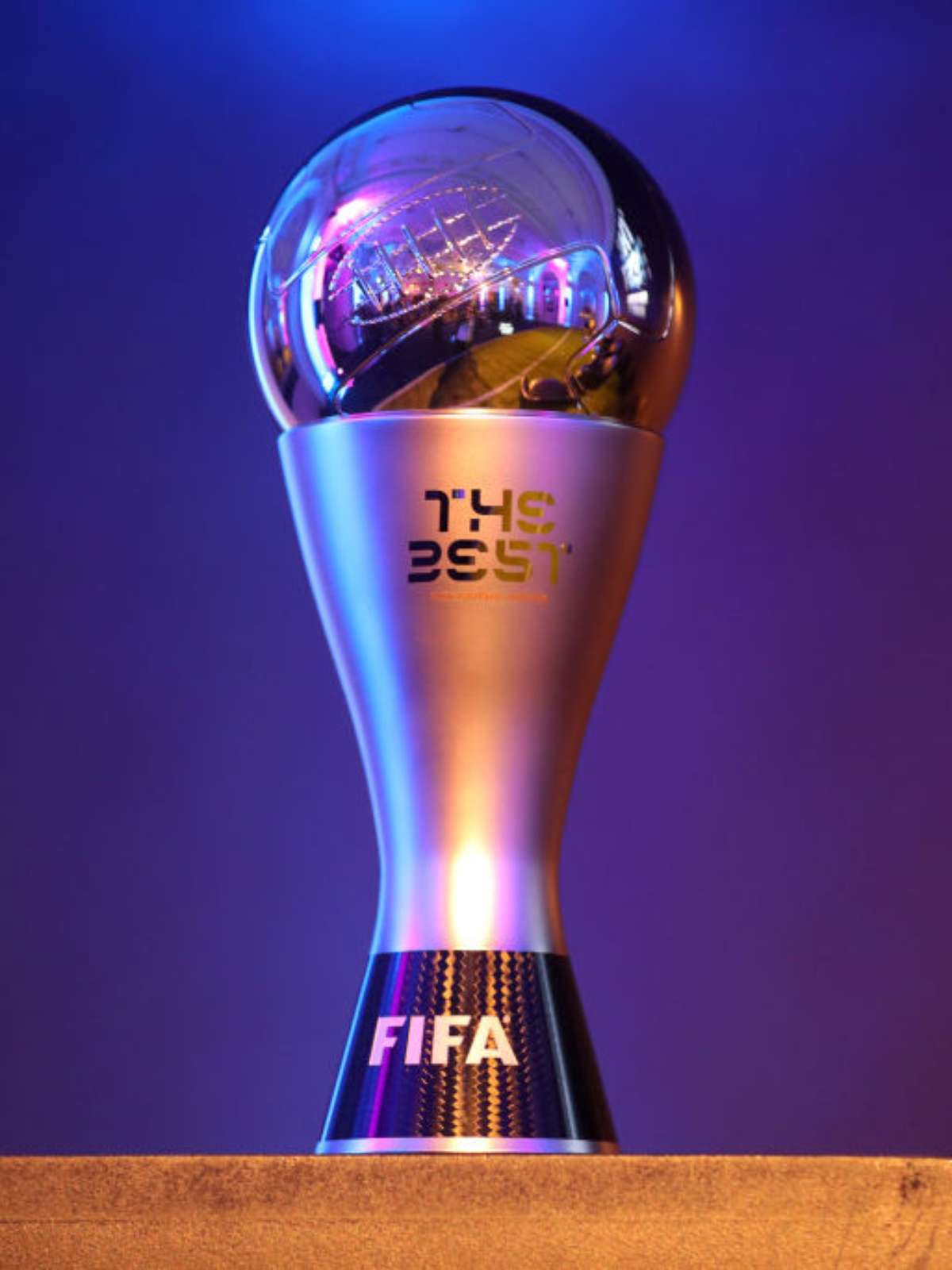 FIFA apresenta troféus de melhor jogador, artilheiro e melhor