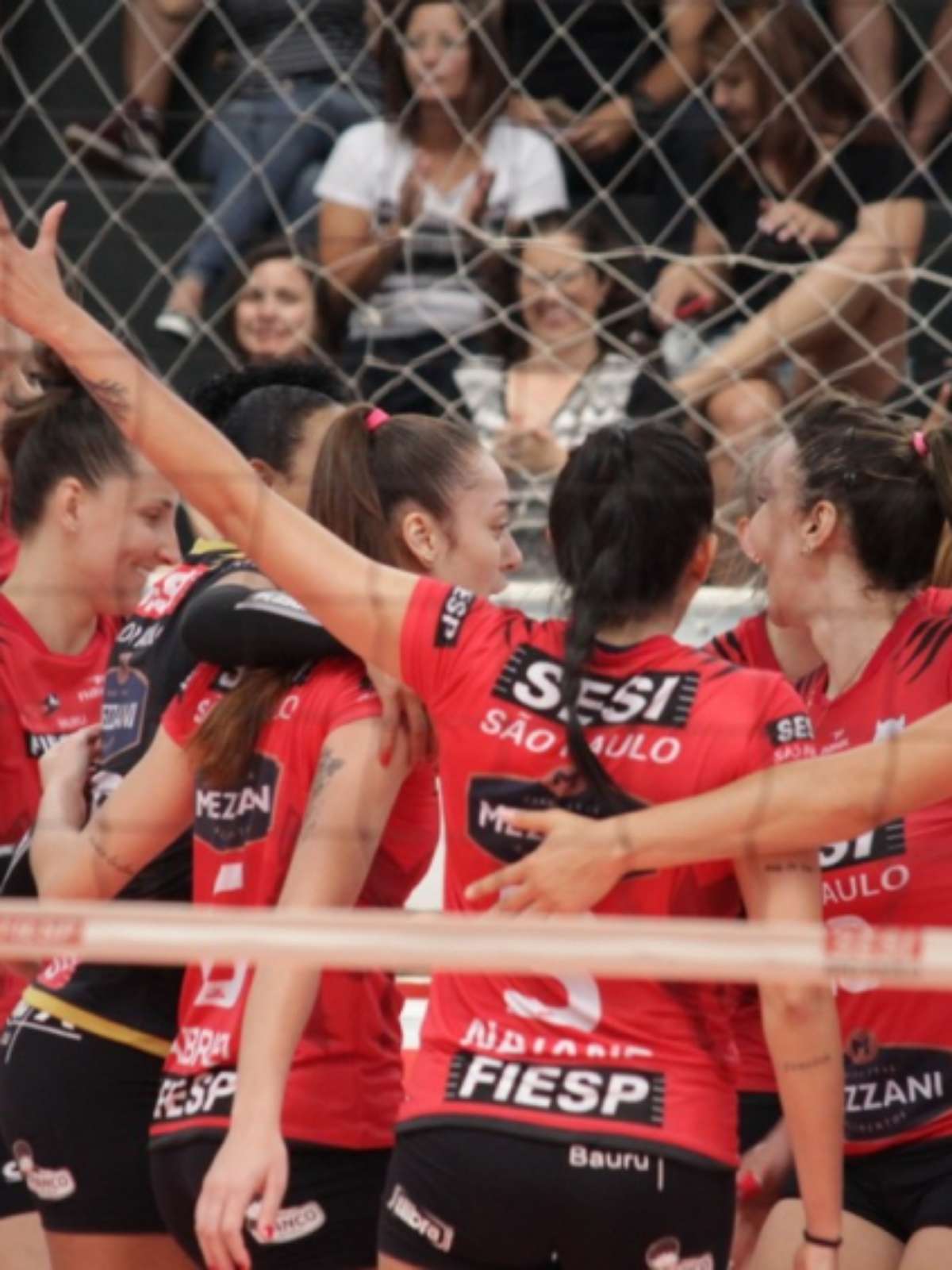 Sesi Bauru domina Minas e conquista a Copa Brasil de vôlei