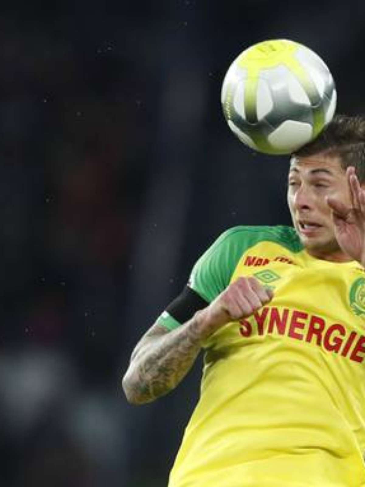 Jogador argentino Emiliano Sala está em avião desaparecido na França