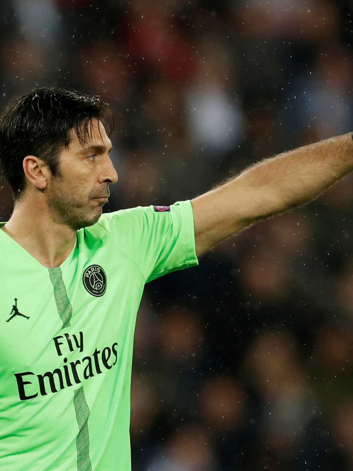 Aos 43 anos, Buffon diz que ainda sonha com a Copa do Mundo de