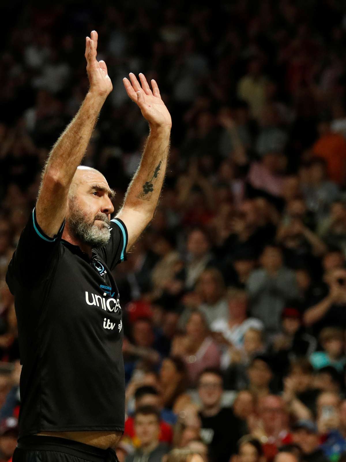 Ex United Cantona receber Pr mio do Presidente da Uefa