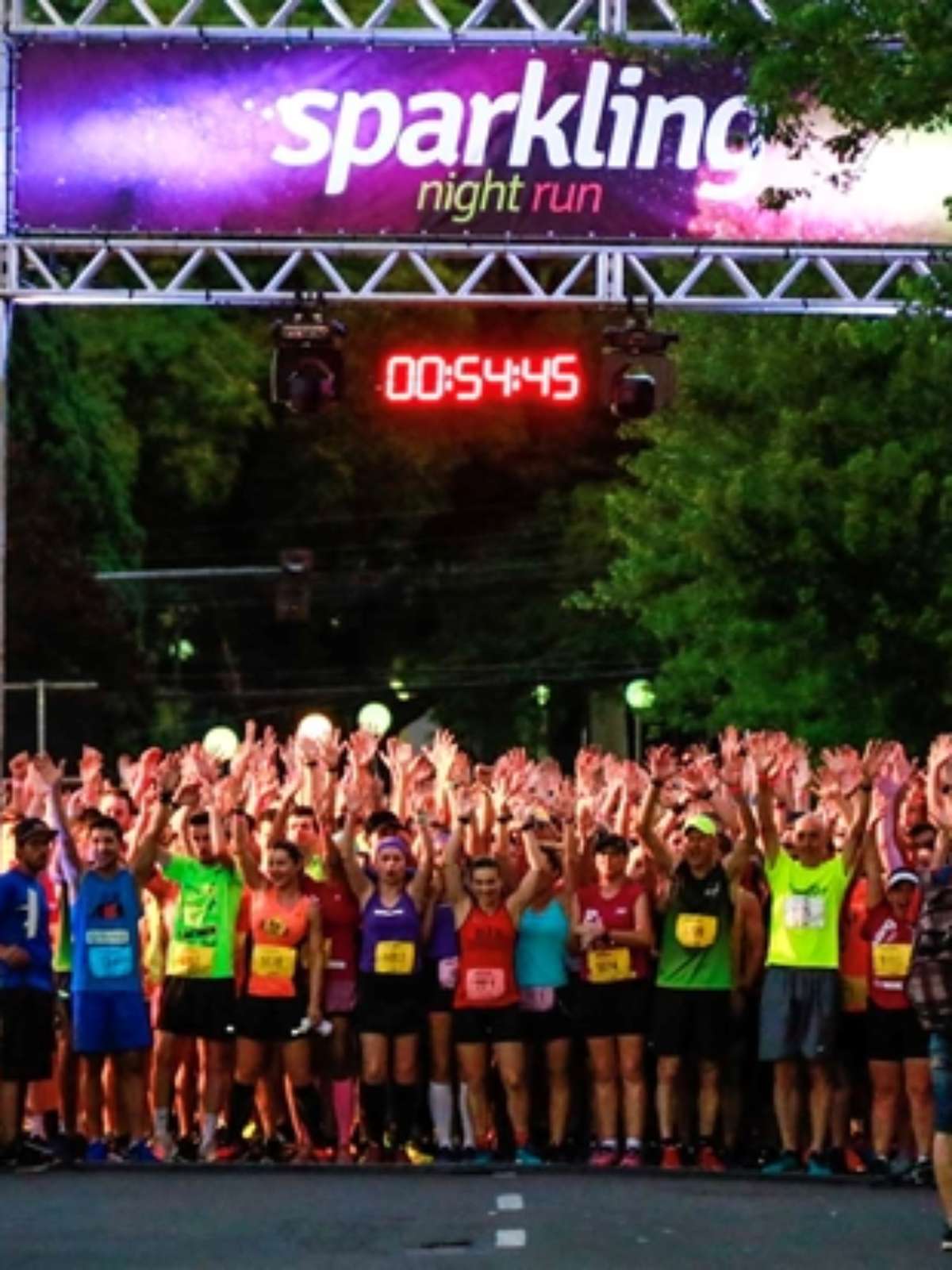 Corrida noturna ocorre no dia 09 de novembro com concentração no Parque de  Eventos de Bento Gonçalves