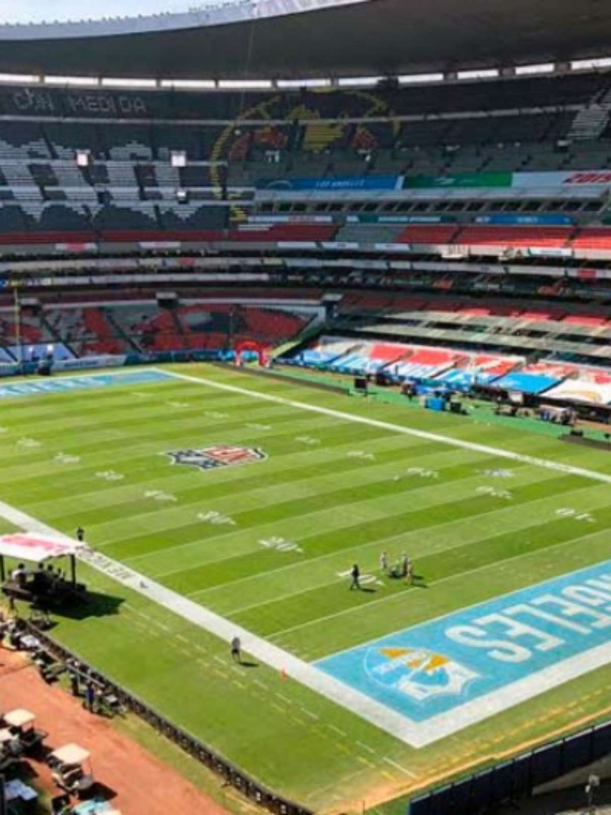 Por más condições do gramado, NFL transfere jogo da Cidade do México para Los  Angeles, futebol americano