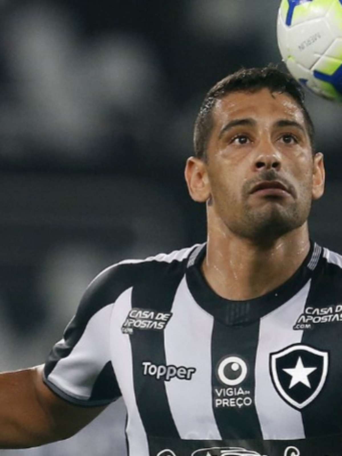 Souza, do Besiktas, revela sondagem recente do Botafogo e fala sobre  reestruturação do clube - Lance!