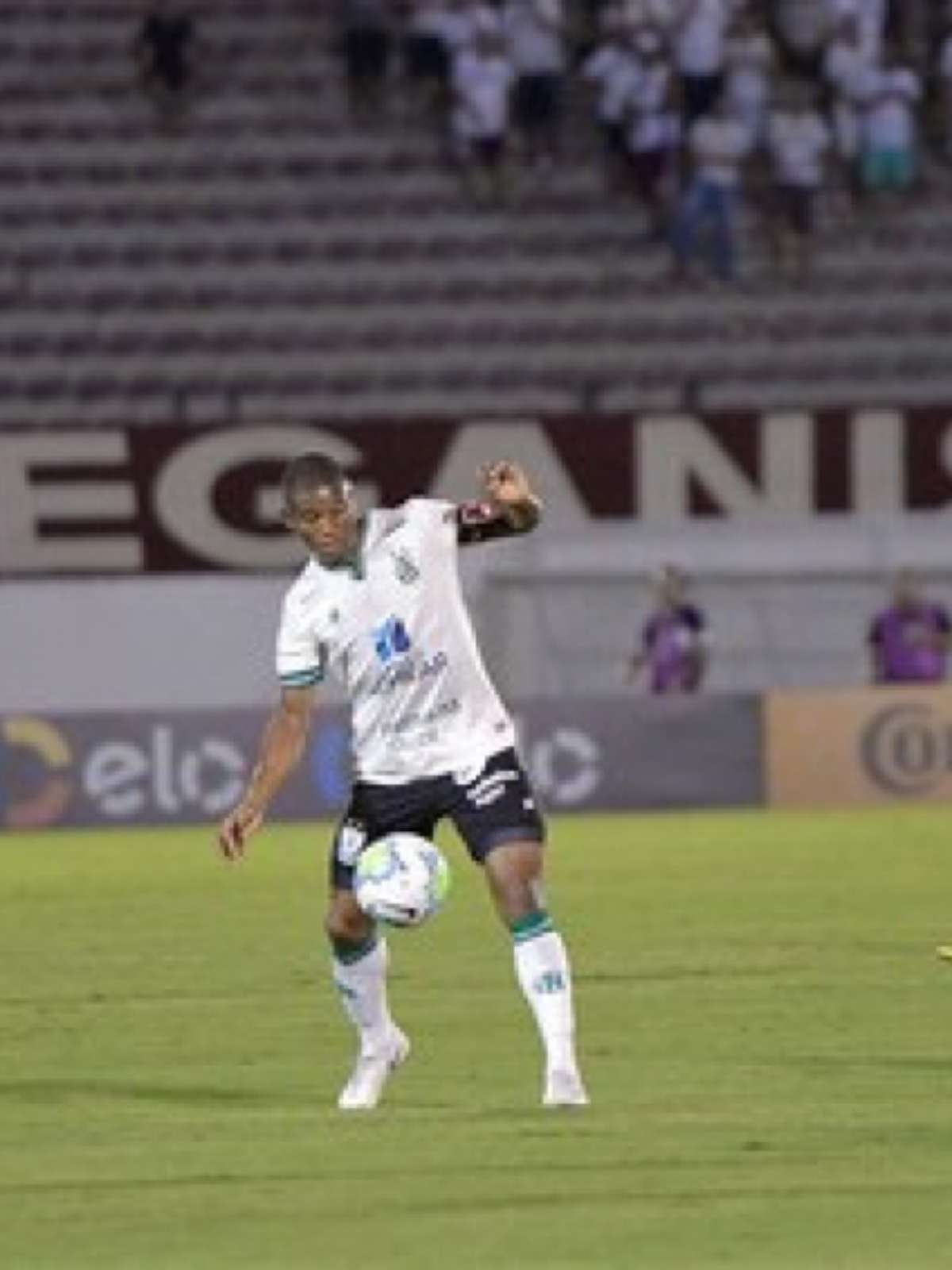 Adversário do América na Copa do Brasil, Ferroviário vive ótima