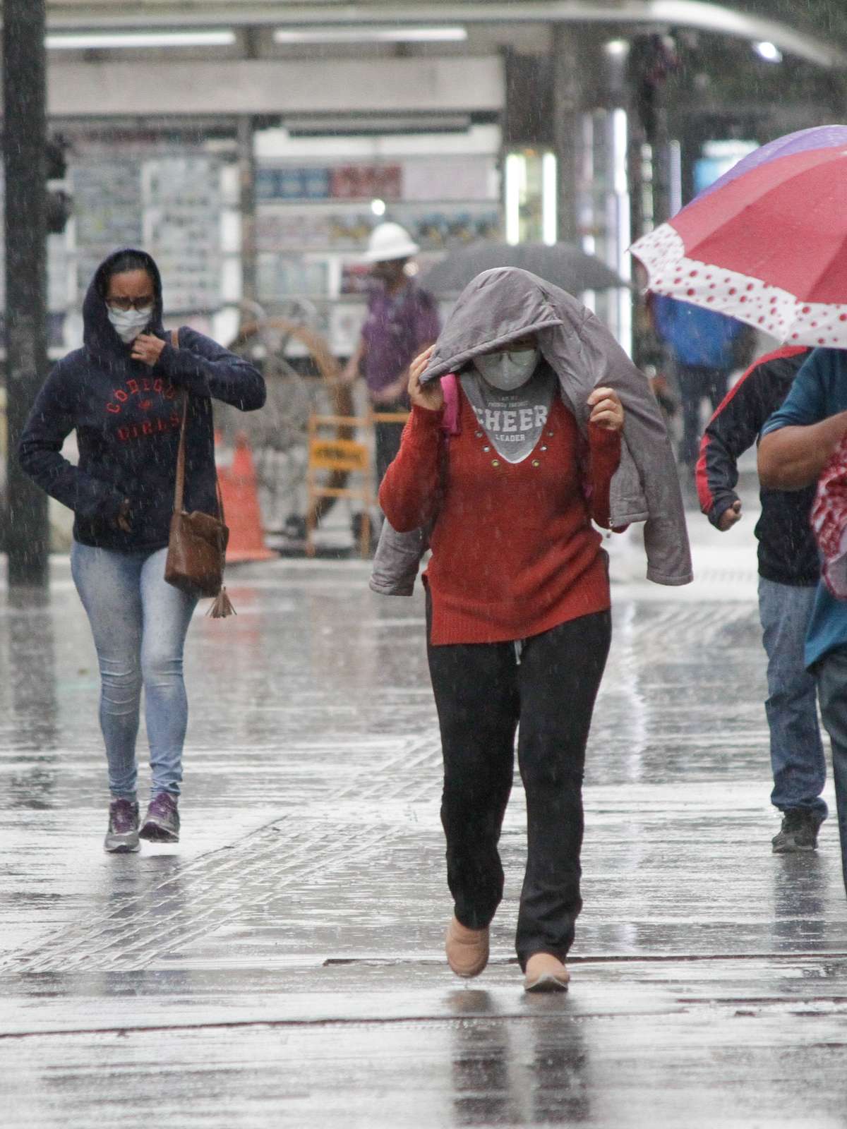 Sem neve: frio chega com força a São Paulo e temperatura despenca