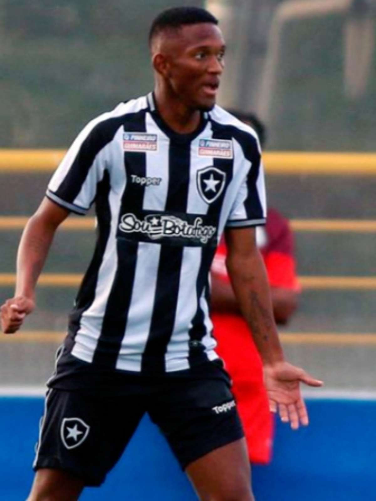 Wesley, do time sub-20 do Botafogo, será relacionado contra o
