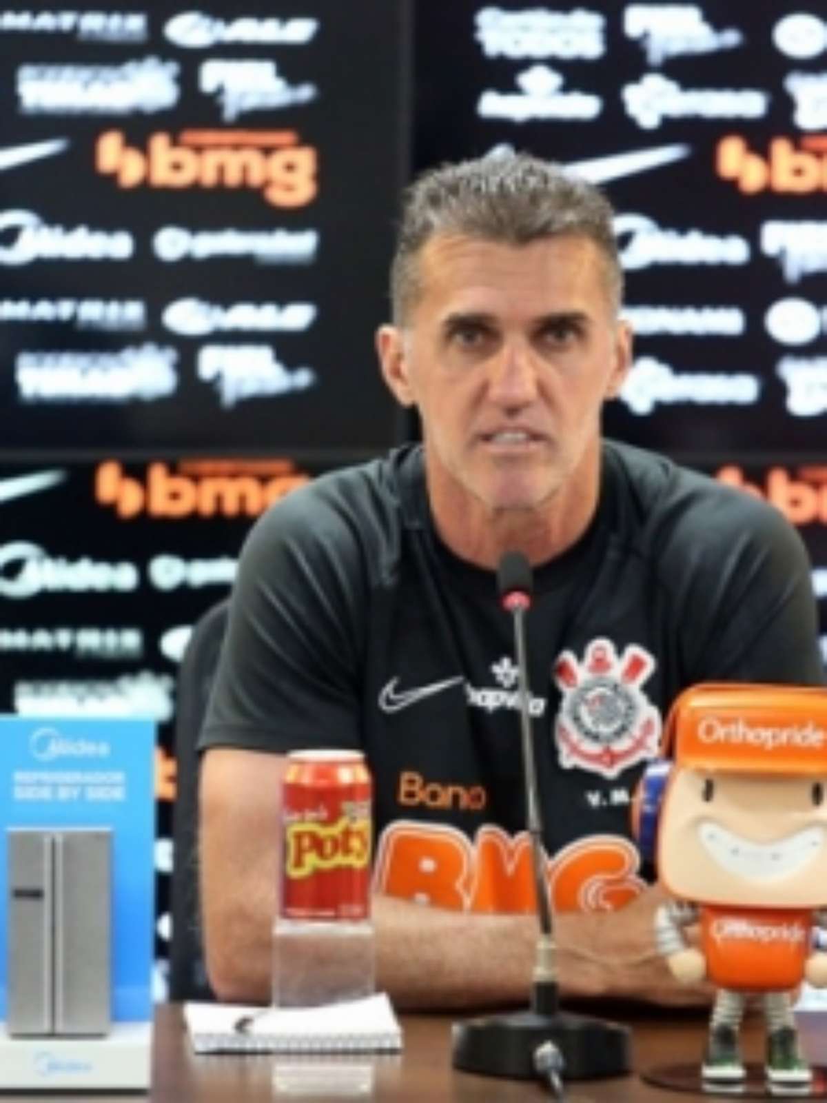 Mancini vê domínio do Corinthians, mas lamenta erros no terço