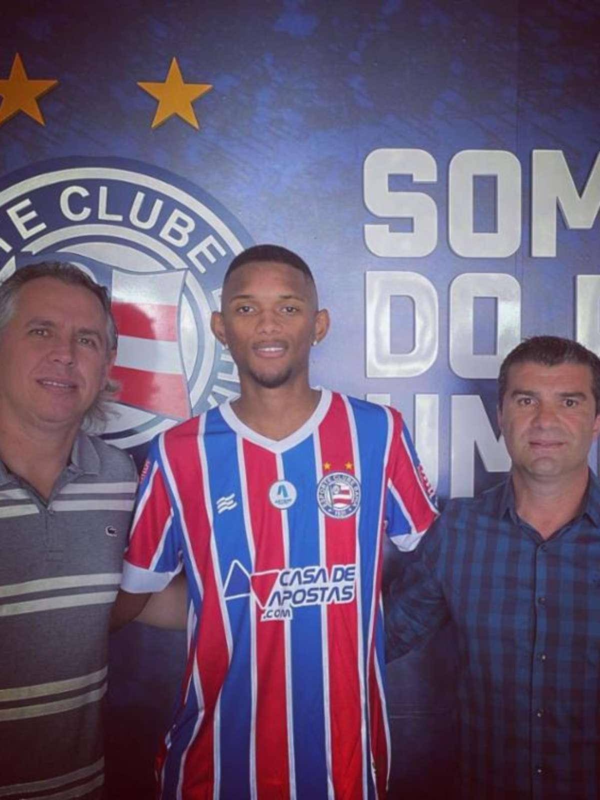 Antes do jogo contra o Santos, Wesley relembra histórico de clássicos na  base