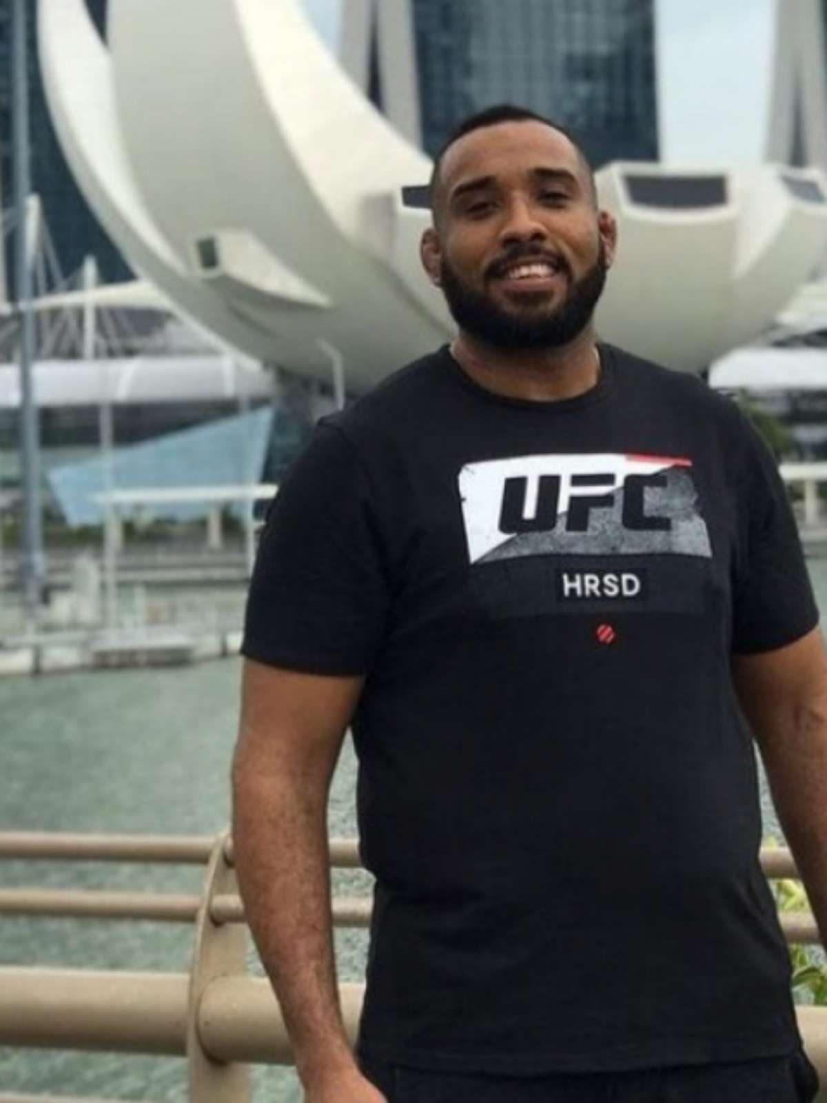 Peso pesado russo do UFC é flagrado em exame antidoping