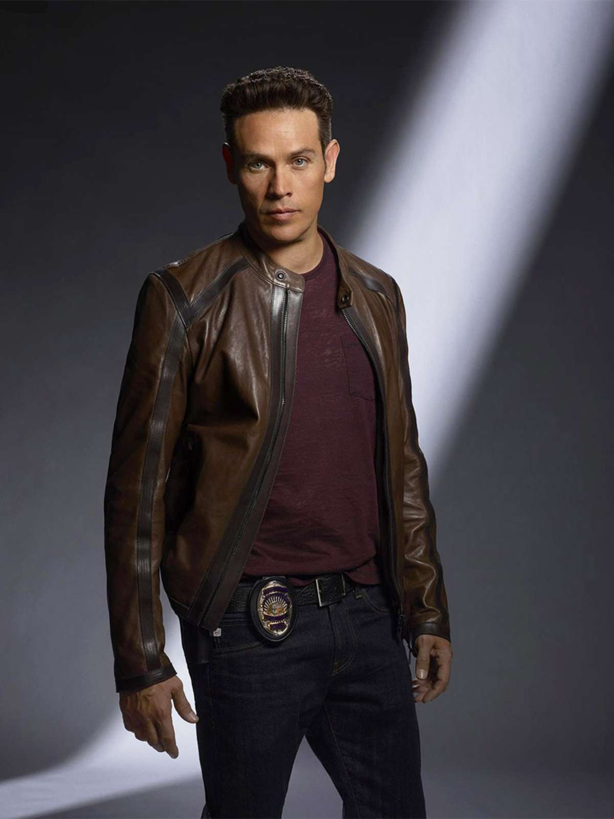 Kevin Alejandro diz que nem morte o tira de 'Lucifer'