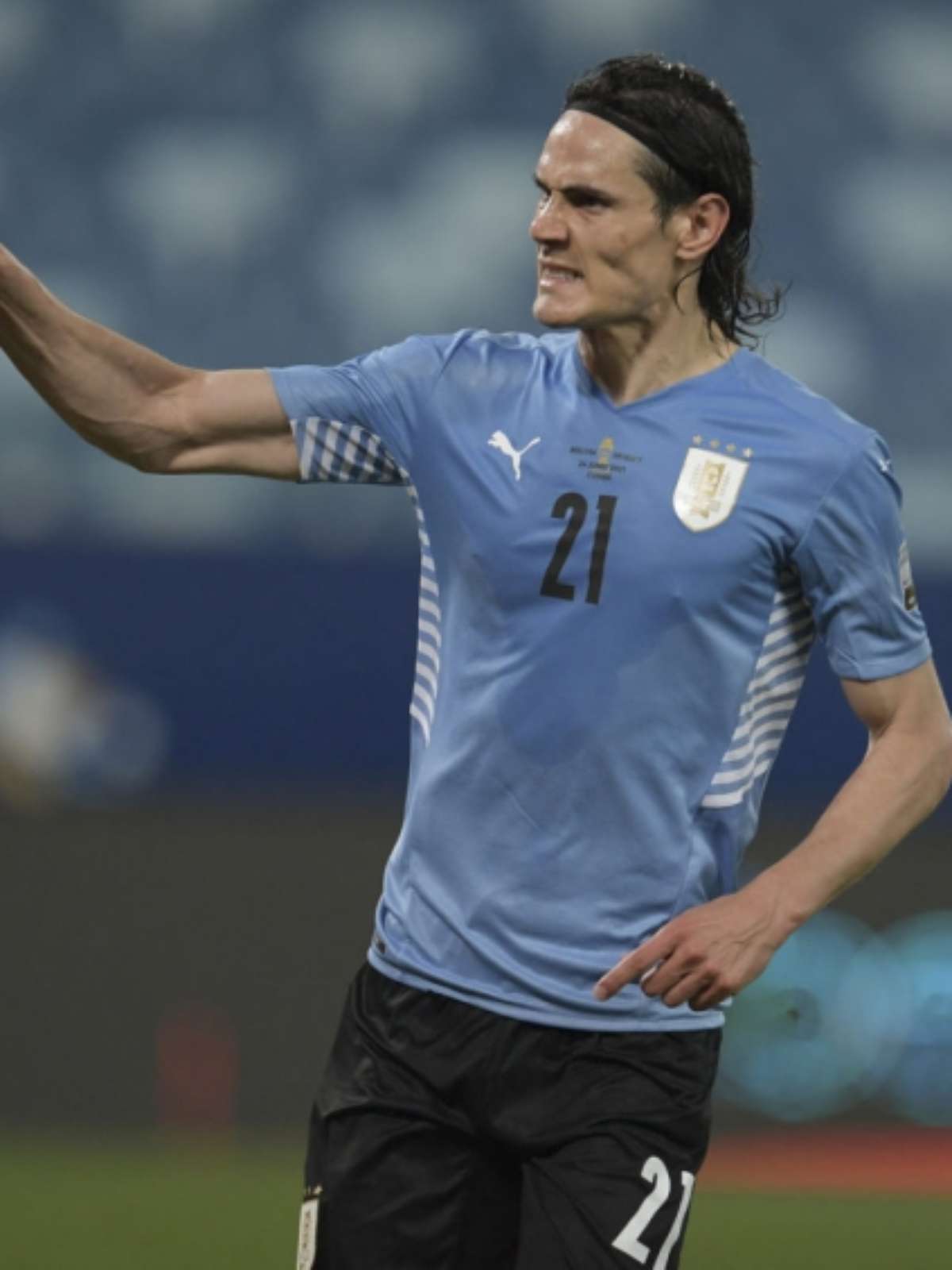 Após 9 meses, Cavani voltou a fazer - Doentes por Futebol