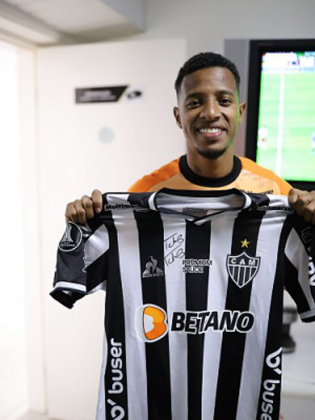 Instituto Galo leiloará camisas do jogo contra o Cuiabá – Clube Atlético  Mineiro