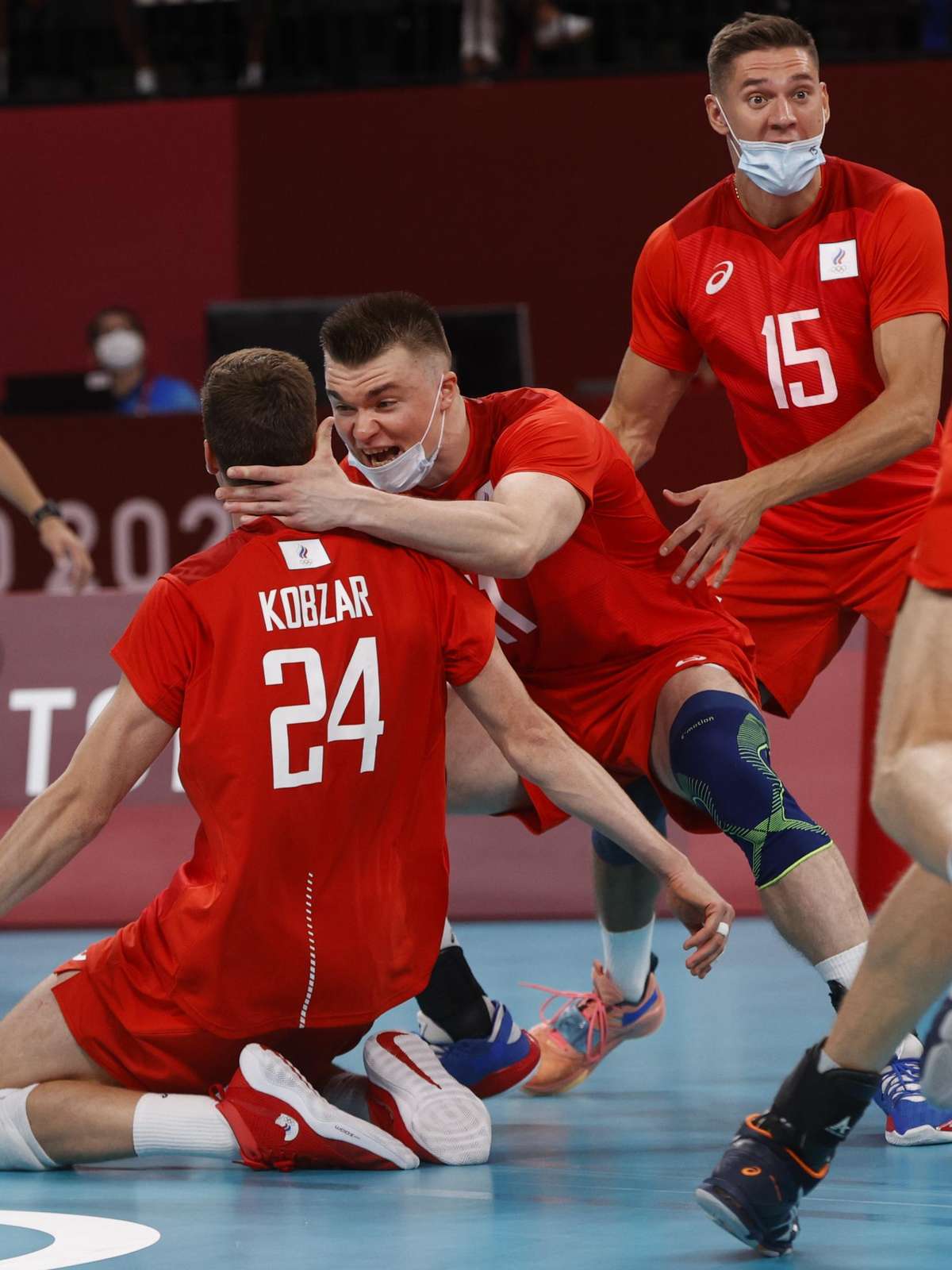 Atual campeão masculino na quadra, vôlei russo poderá jogar o Rio