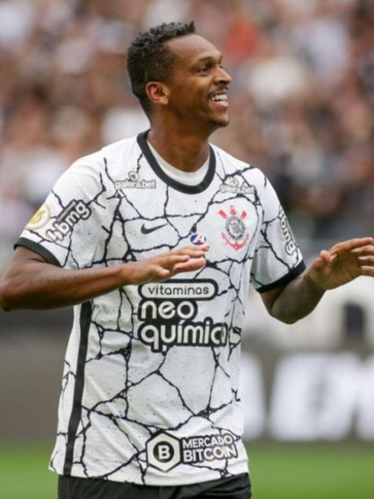 Corinthians é superado pelo Bahia em jogo da 35ª rodada do