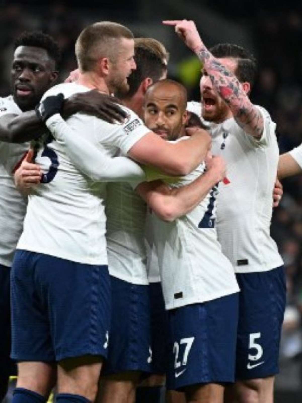 Tottenham enfrenta surto de Covid-19 e tem vários jogadores e elementos do  staff infetados – Observador