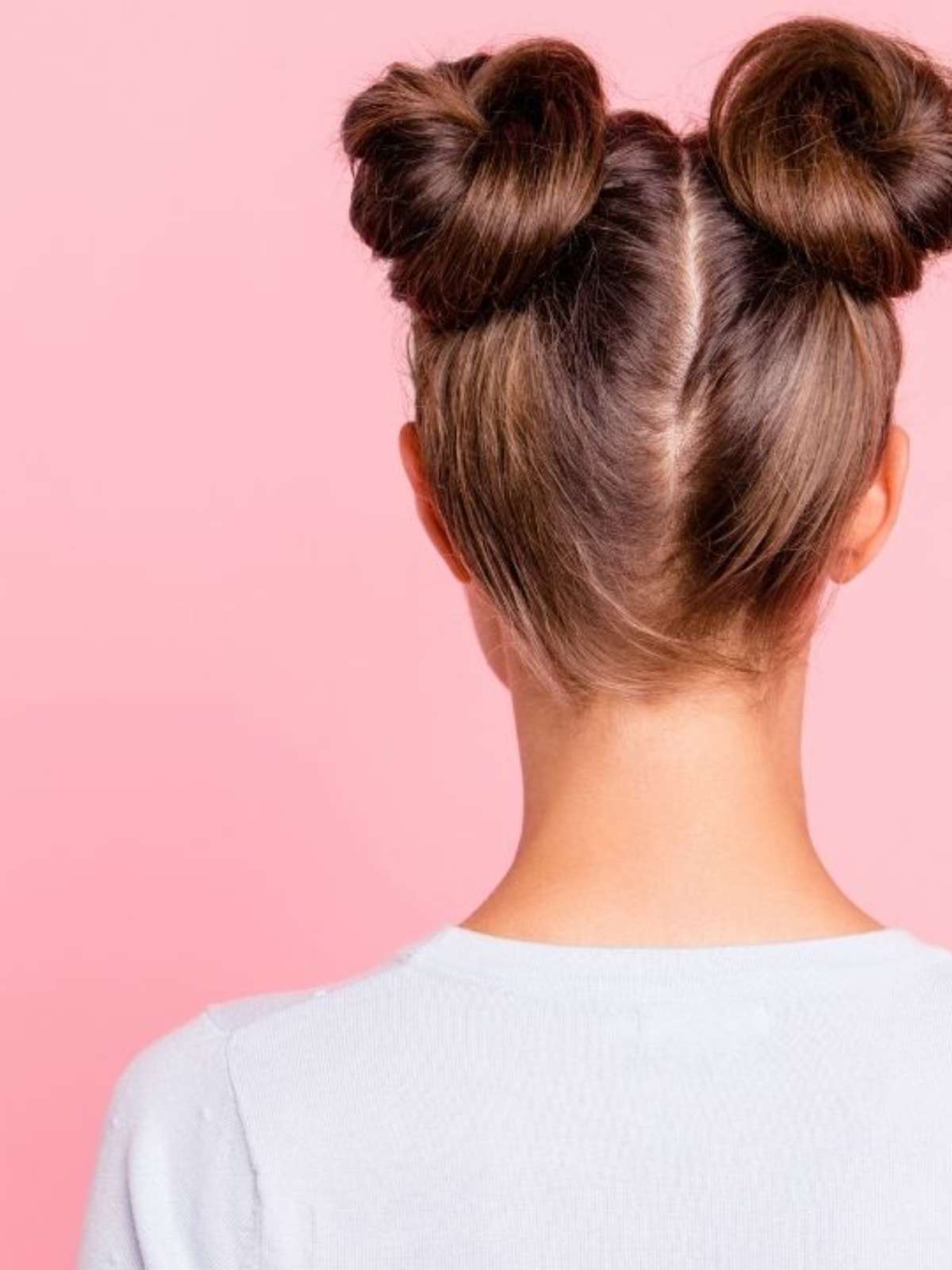 Coque lateral: aprenda o passo a passo desse penteado lindo!