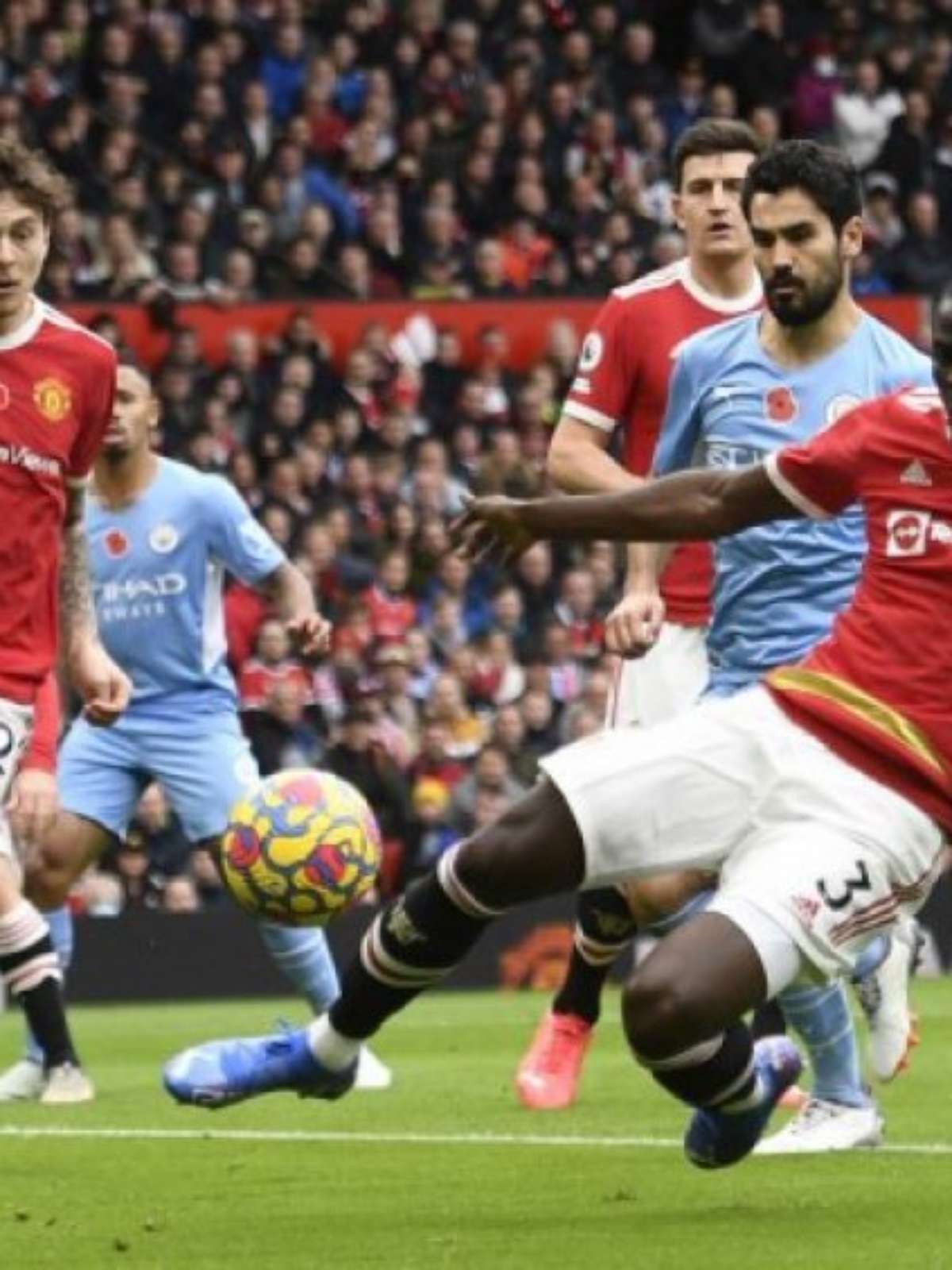 Manchester United x Manchester City: onde assistir ao vivo, que horas é,  escalação e mais da Premier League