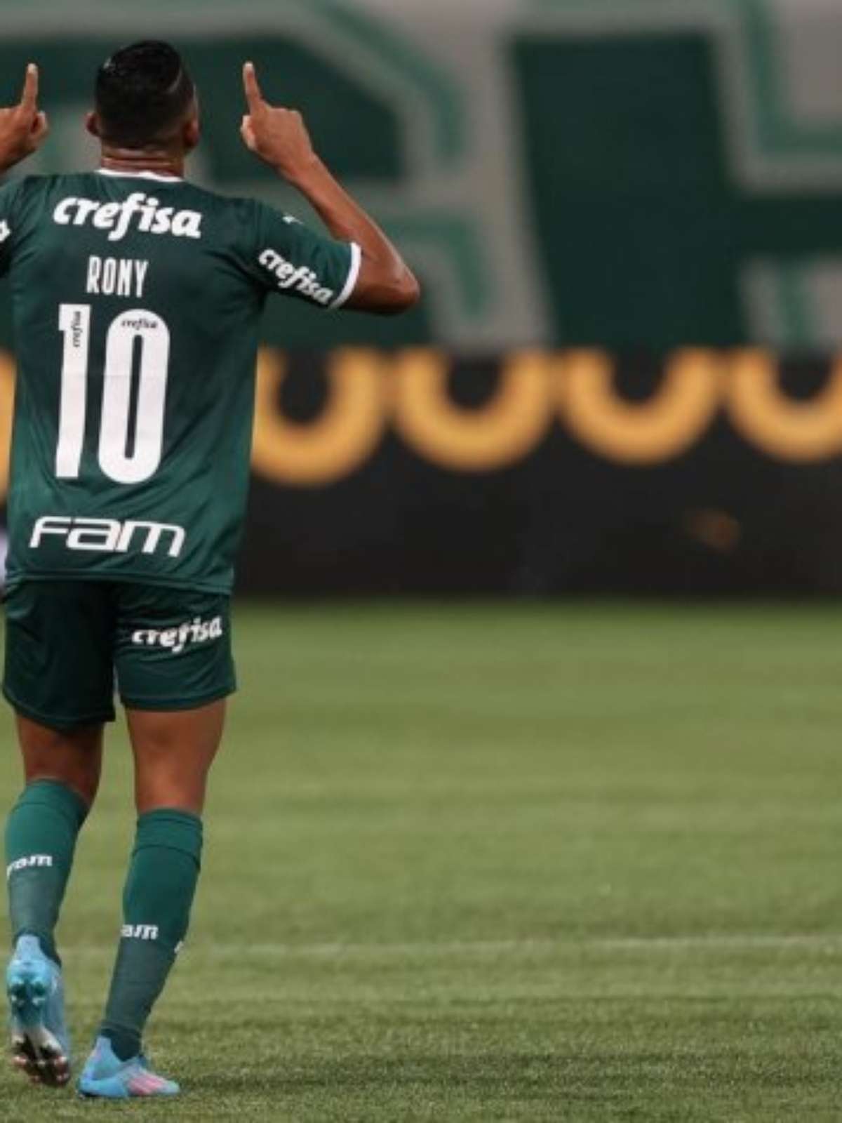 Sao Paulo, Brazil. 23rd Mar, 2022. SP - Sao Paulo - 03/23/2022 - PAULISTA  2022, PALMEIRAS X ITUANO - Rony, a Palmeiras player, celebrates his goal  with players from his team during