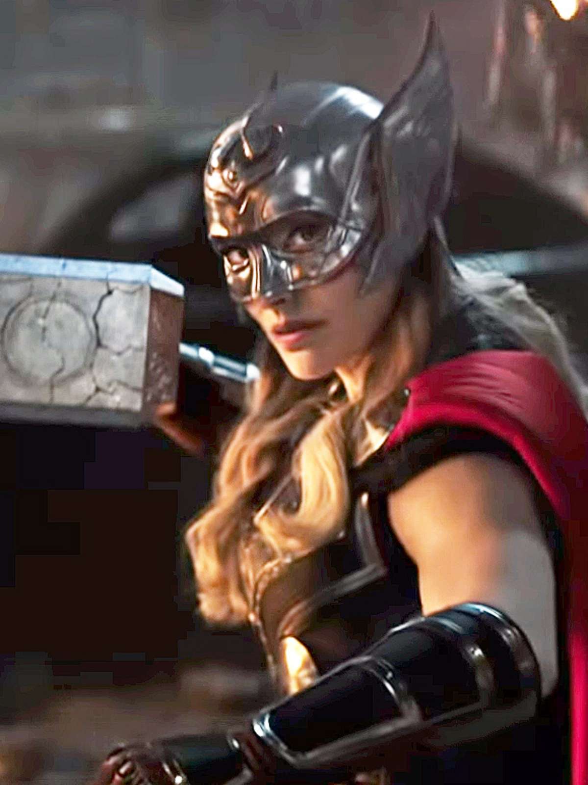 MidiaNews  Chris Hemsworth, o Thor, aparece mais magro em trailer de novo  filme