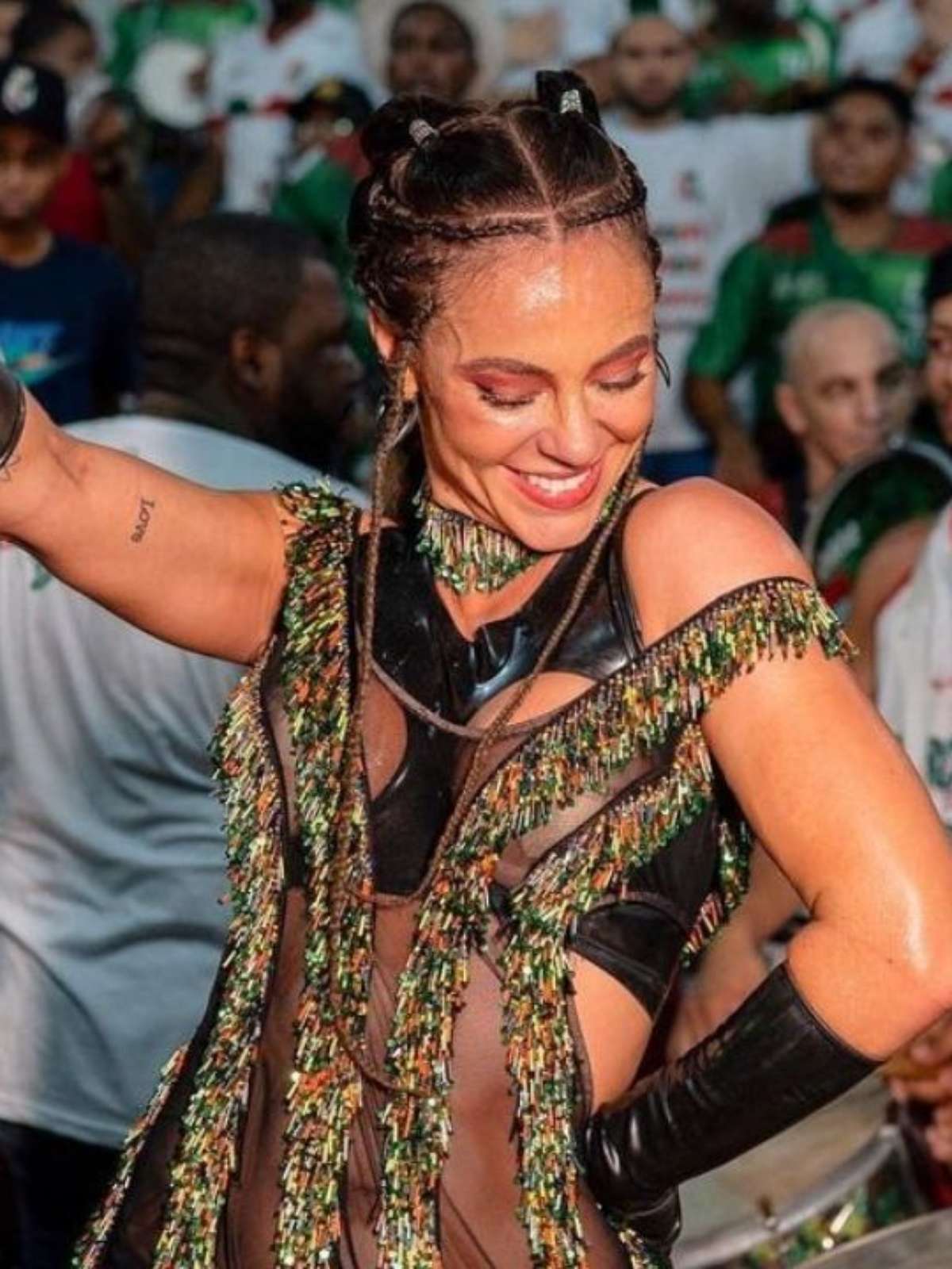 7 famosas que serão musas de escola de samba no Carnaval 2022