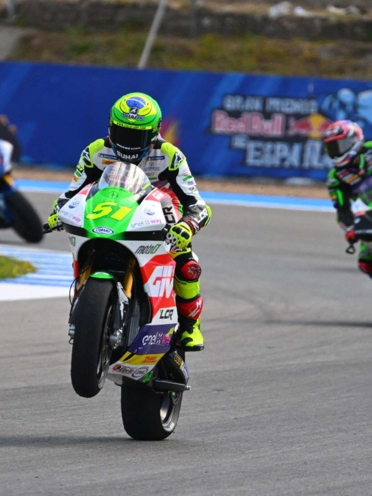 Aegerter supera Casadei e vence corrida 2 da MotoE na França