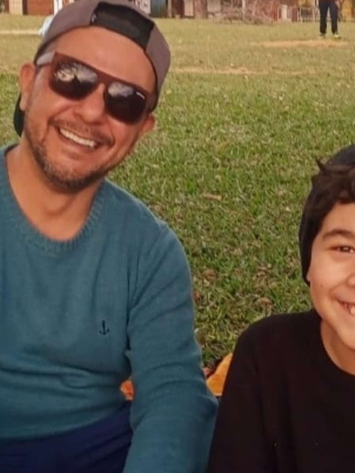 Pai adota filho da ex que morreu de câncer e reação do menino emociona as  redes sociais; VÍDEO - Recivil