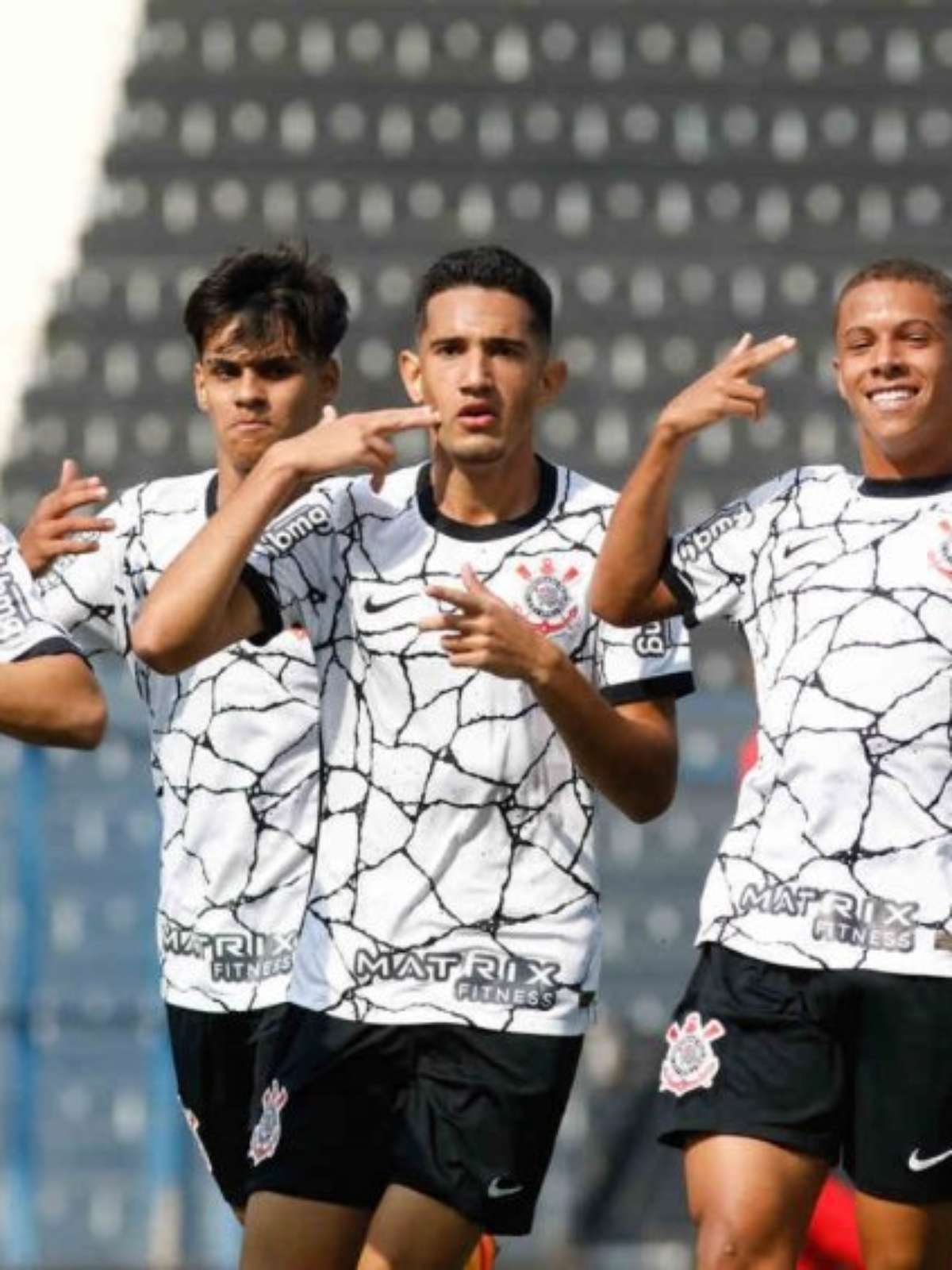 Garotos do Grêmio Novorizontino vencem o São-Carlense e lideram no Paulista  Sub-15 e Sub-17 - GNoticia