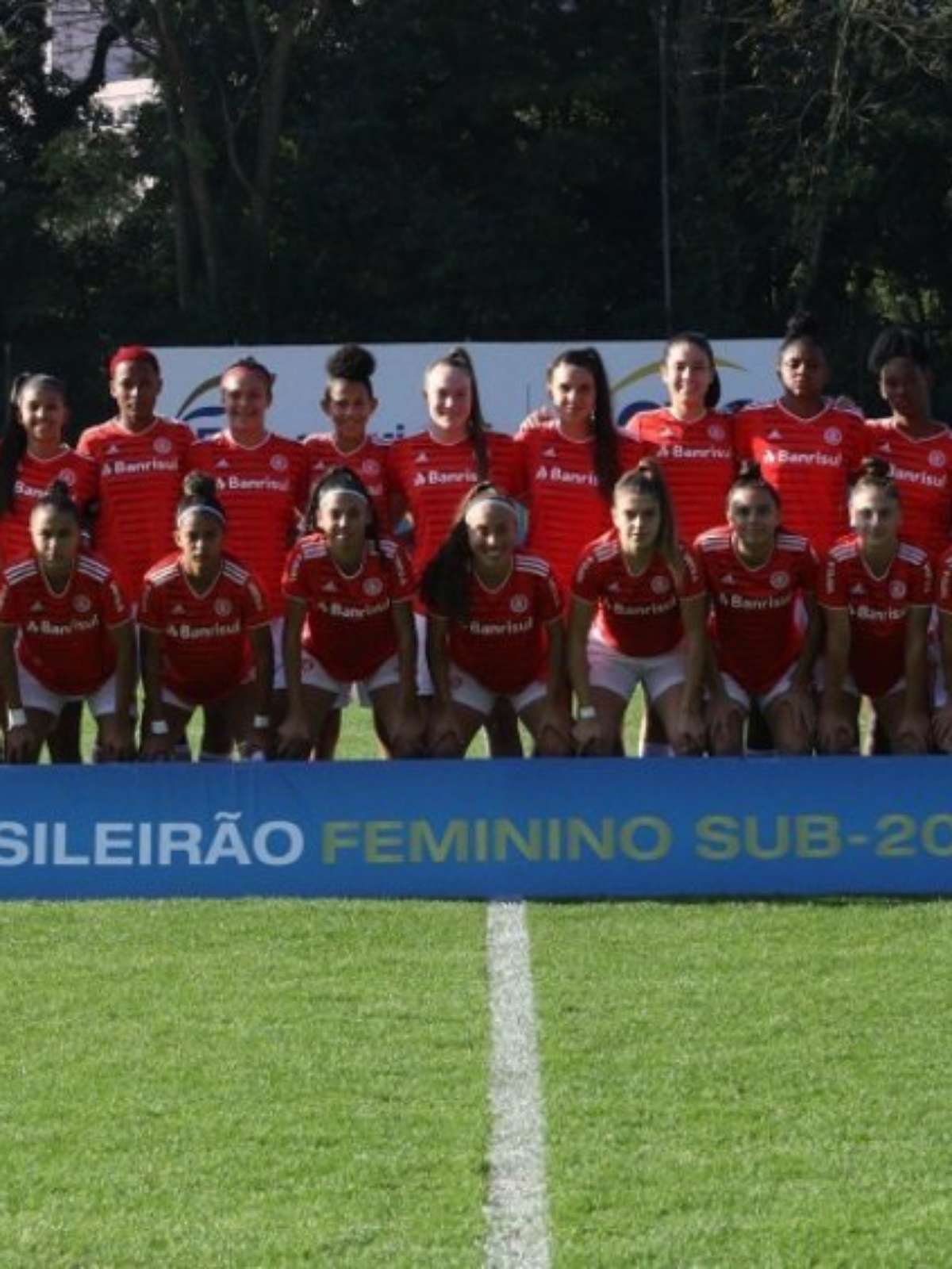 BRASILEIRO FEMININO SUB-20: Internacional segura empate com o São Paulo e é  campeão!