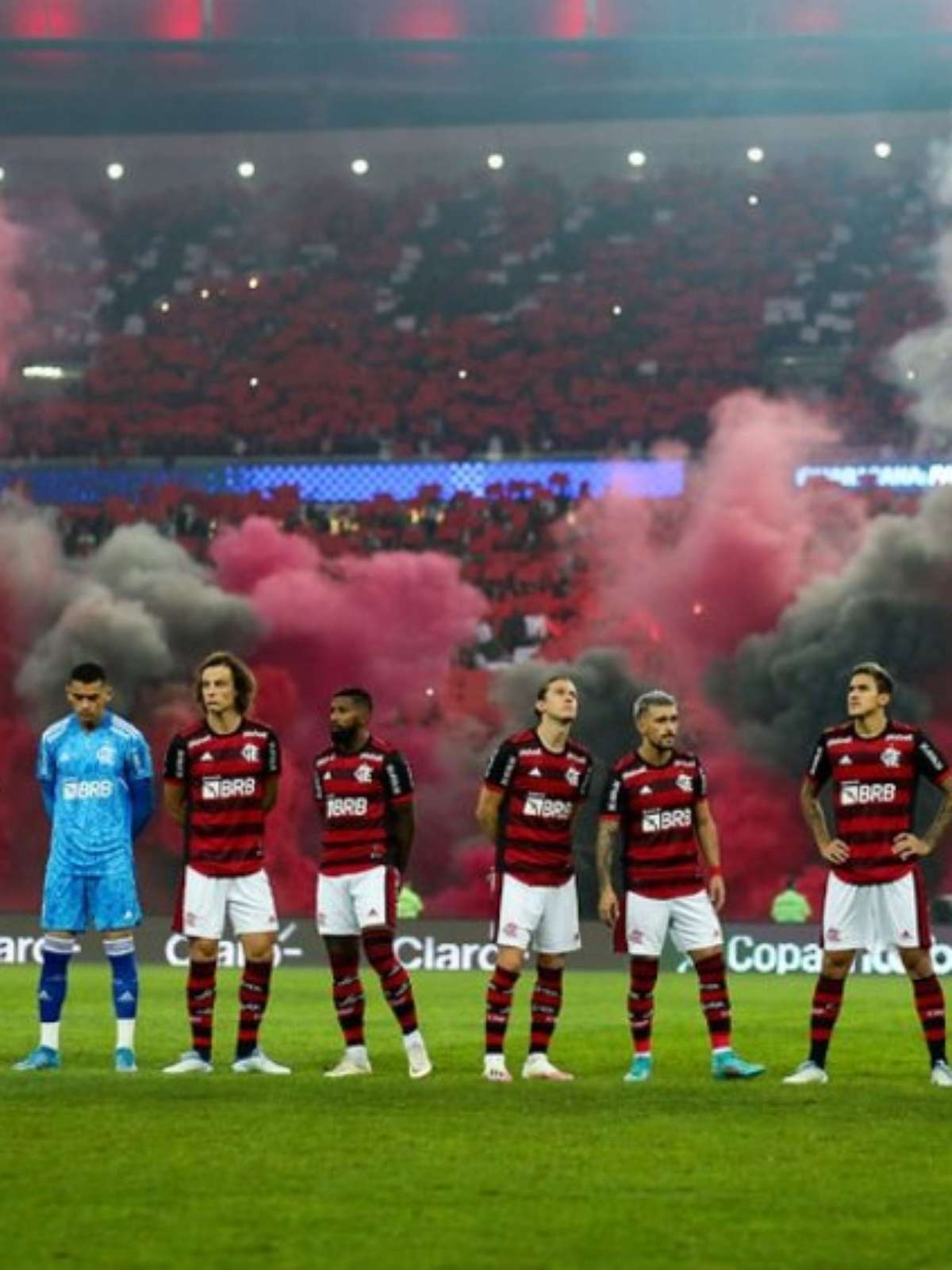 Torcida do Flamengo dá show e compra 50% da carga total de ingressos para  jogo contra Orlando City nos EUA