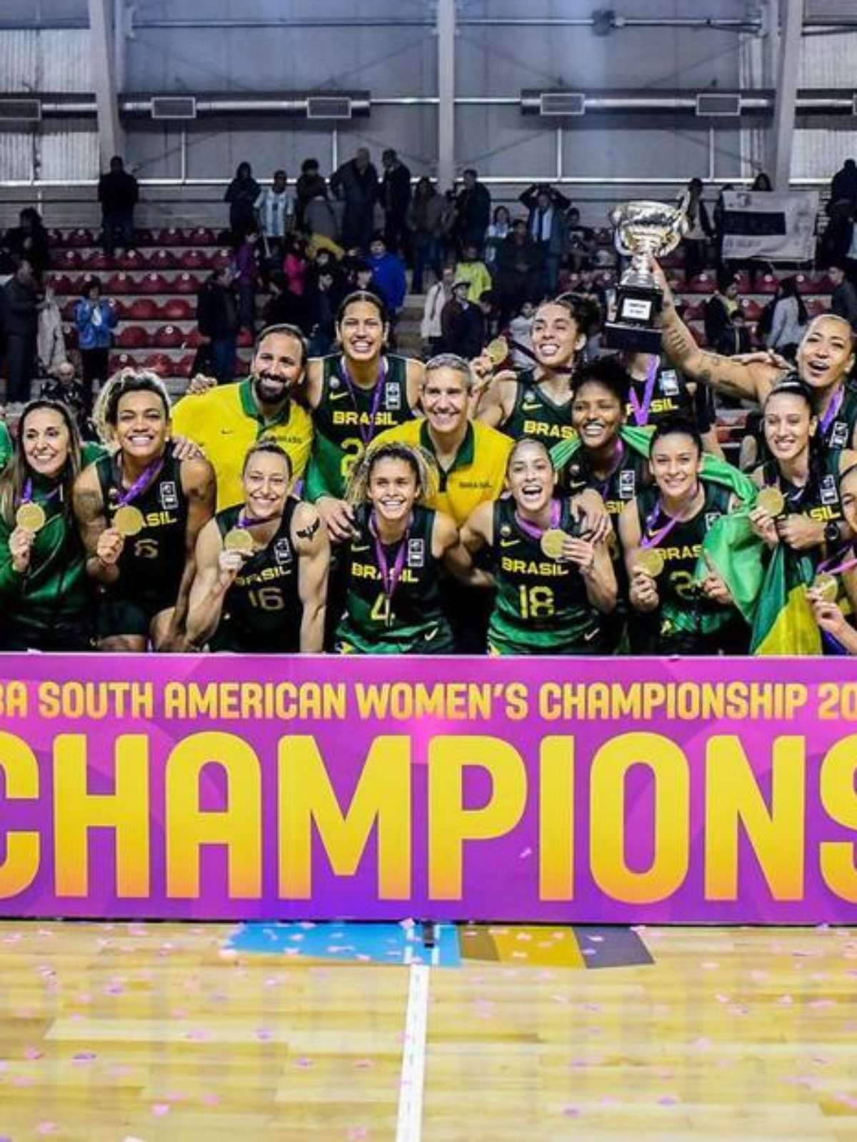 Brasil vence a Argentina no basquete feminino e está na final dos