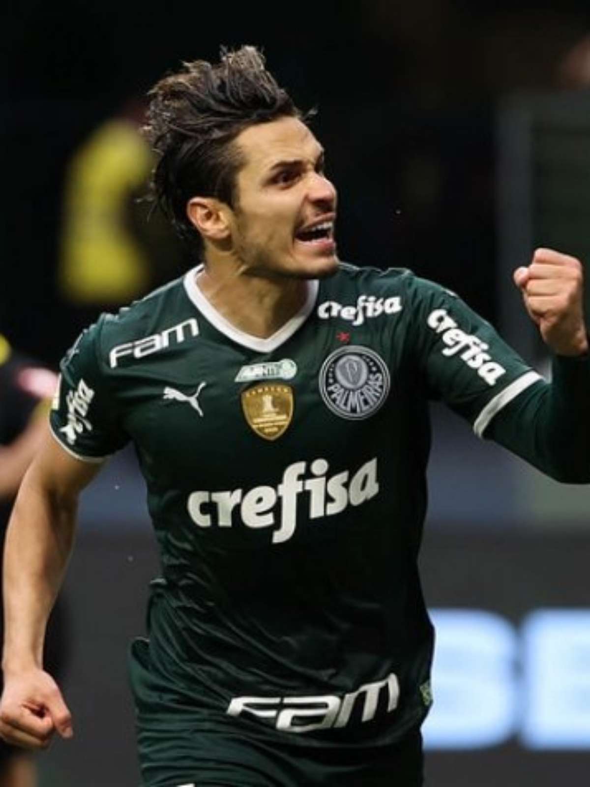 Atuesta marca pela primeira vez com a camisa do Palmeiras