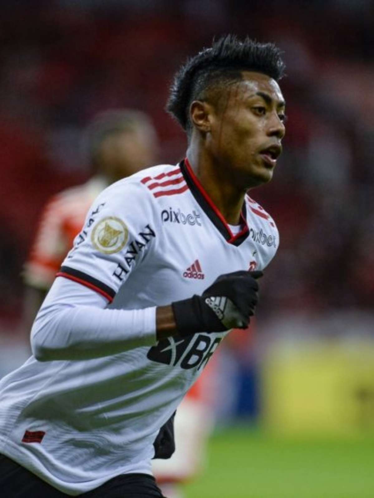 Flamengo x Santos: árbitro explica expulsão de Bruno Henrique: 'Me