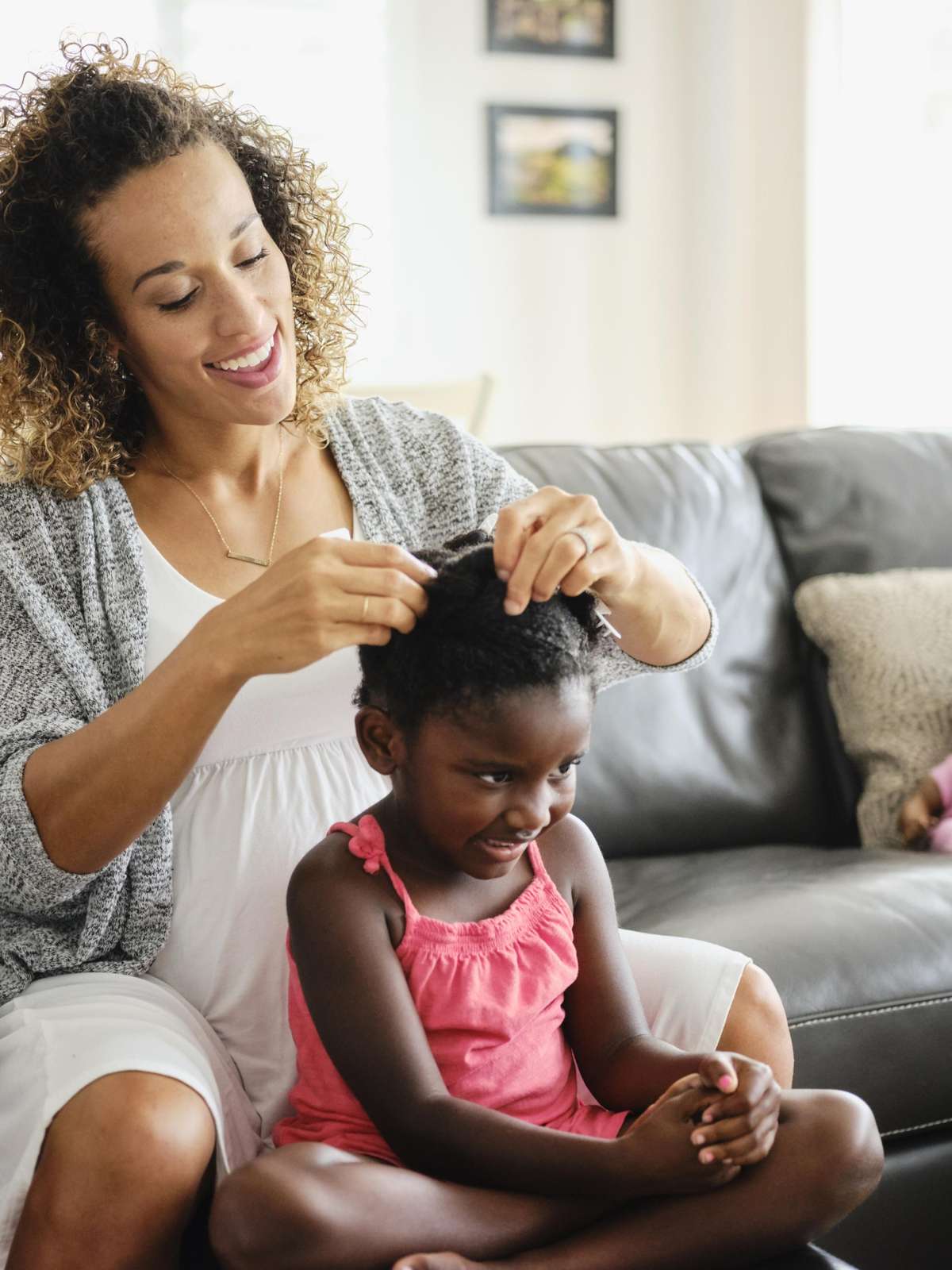 Penteado Infantil com elásticos, tranças e Maria Chiquinha