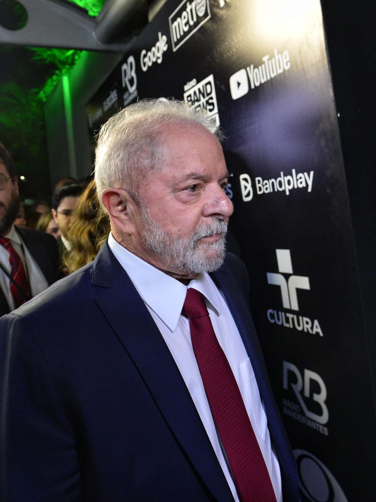 Lula lamenta ausência de outros candidatos em 1ª debate presidencial