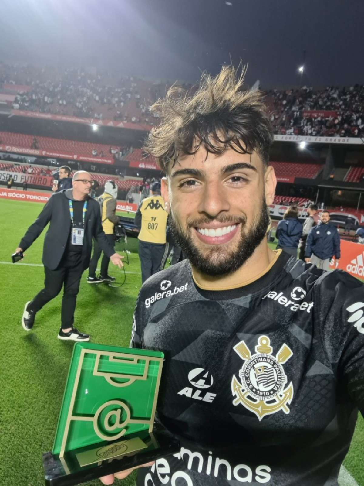 Eleito craque do jogo, Yuri Alberto valoriza ponto conquistado