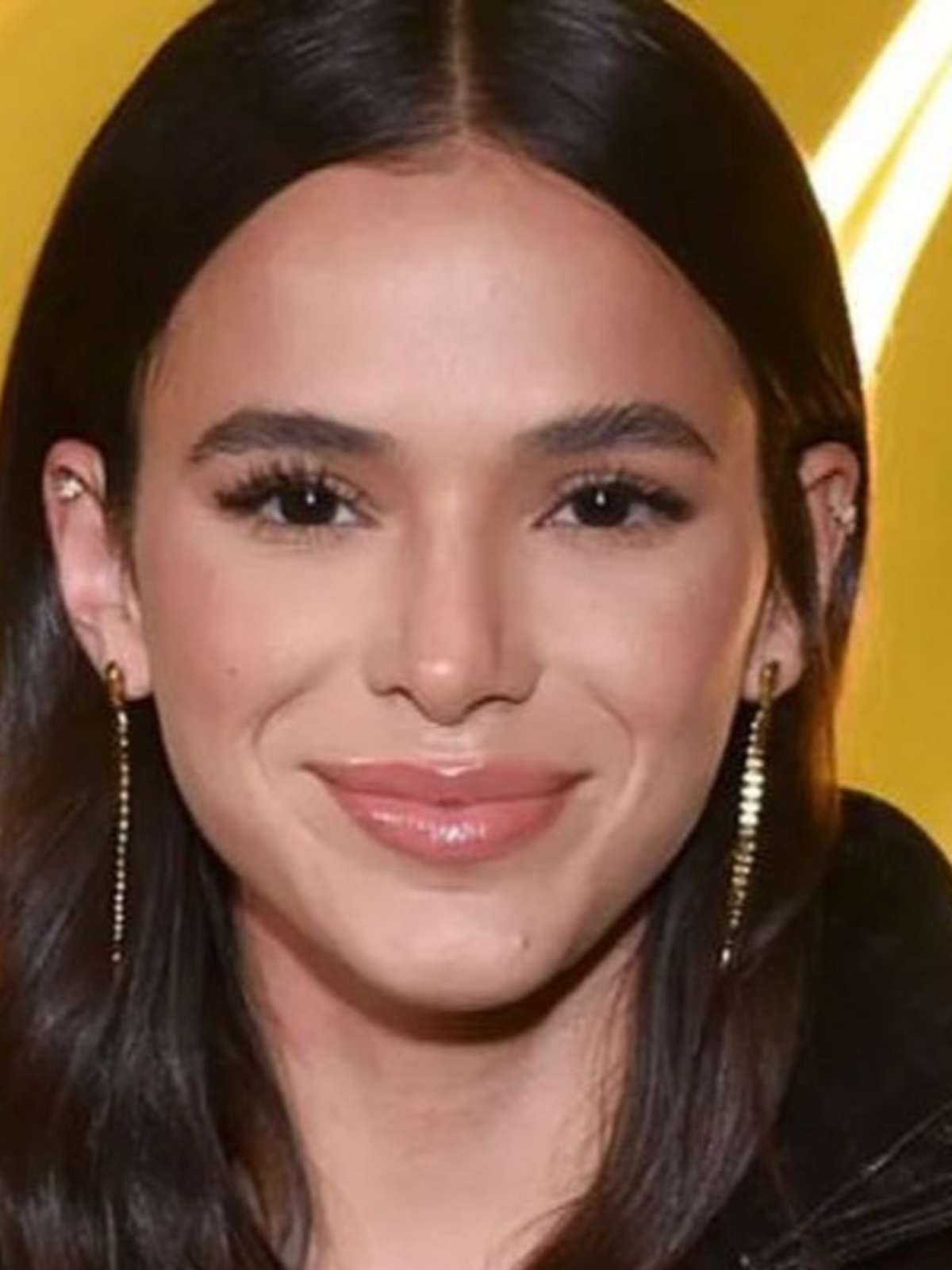 Bruna Marquezine fala sobre sexualidade e relação com Xolo Maridueña