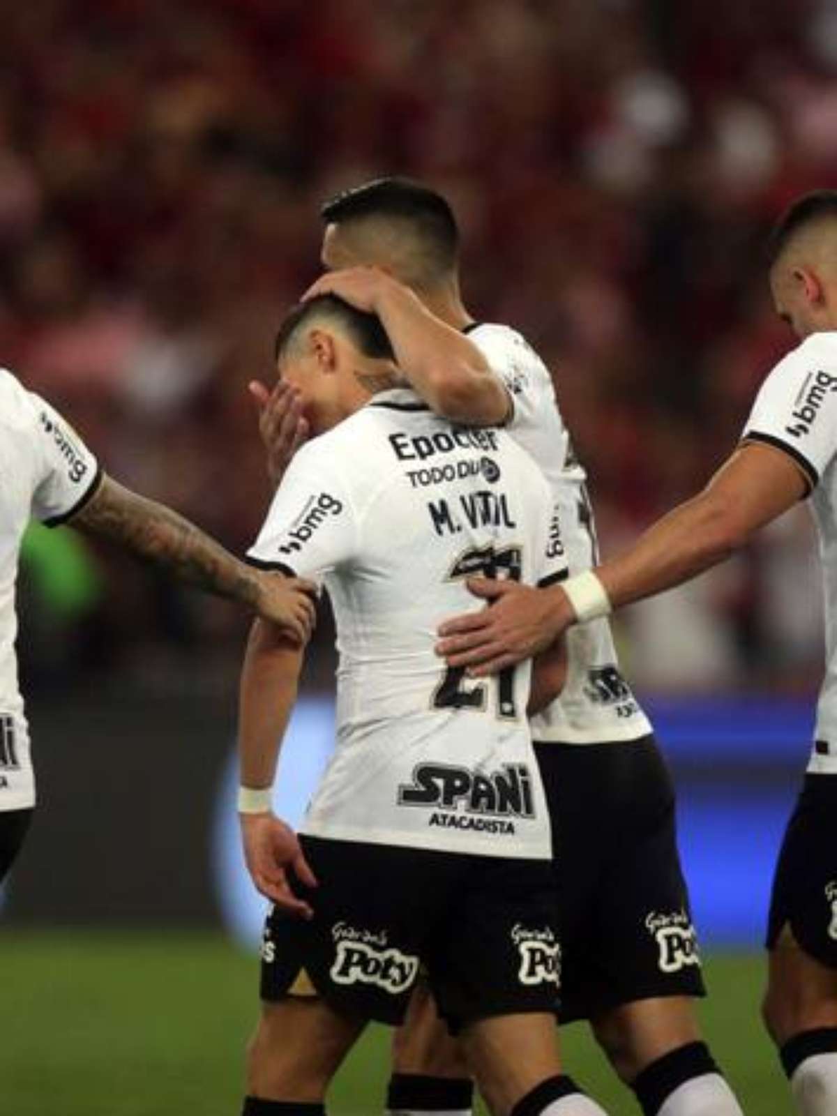 Giuliano avalia empate do Corinthians e reconhece momento