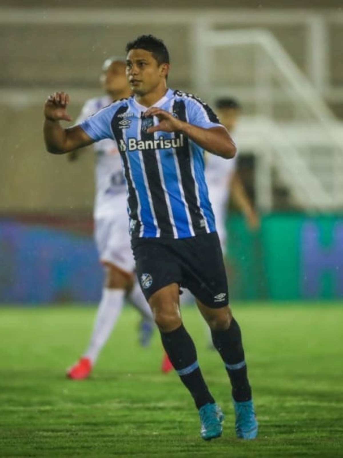 Empate sem gols diante o Tombense amplia liderança do Sport da Série B -  Esportes - Campo Grande News