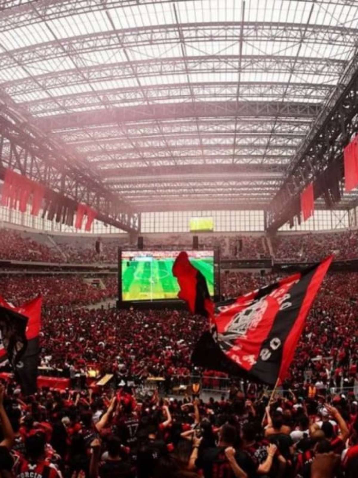 Coluna Athletico Paranaense, Levanta, sacode a poeira