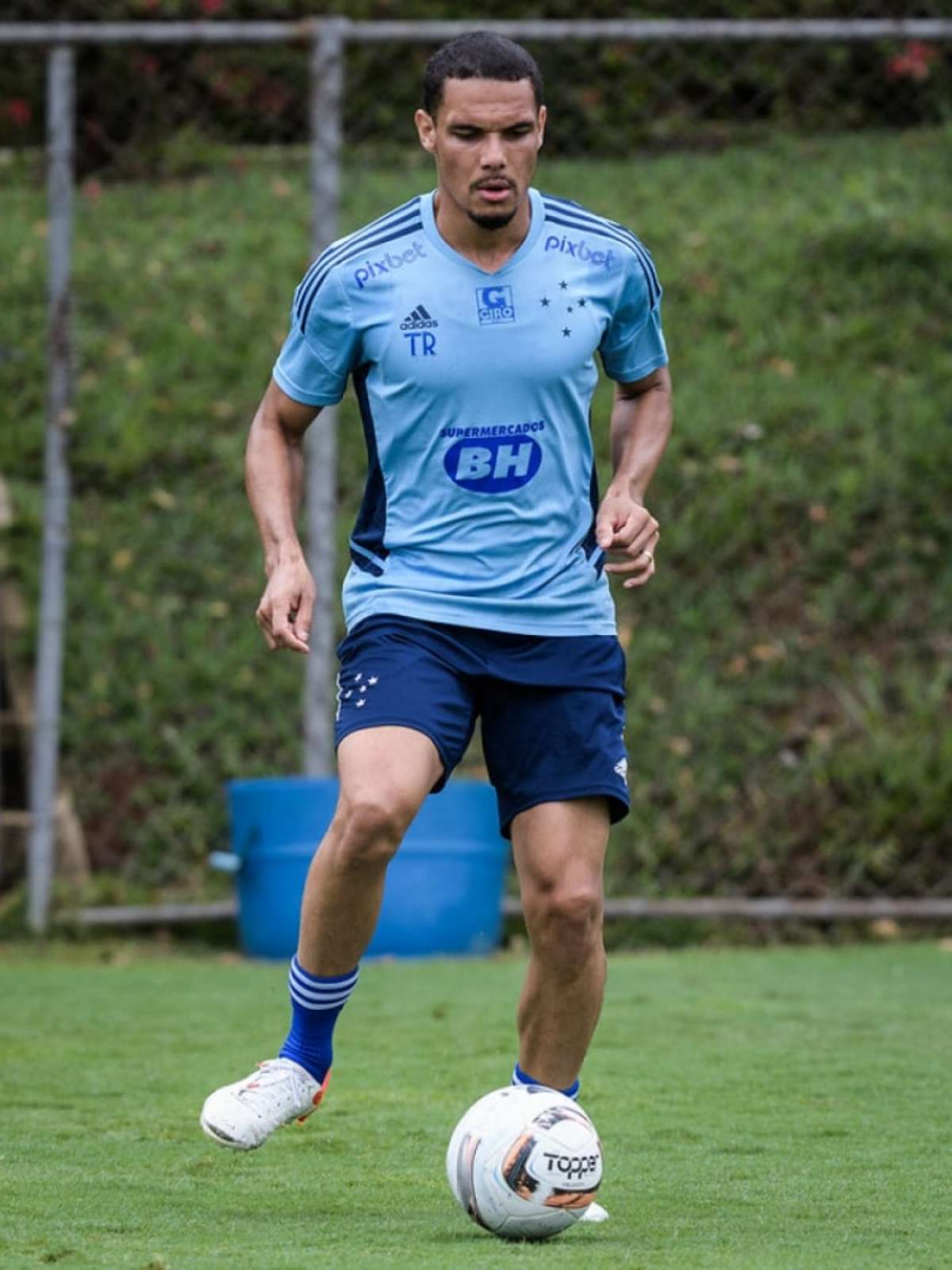 Reforço do Cruzeiro, Wesley Gasolina chega a BH para exames e