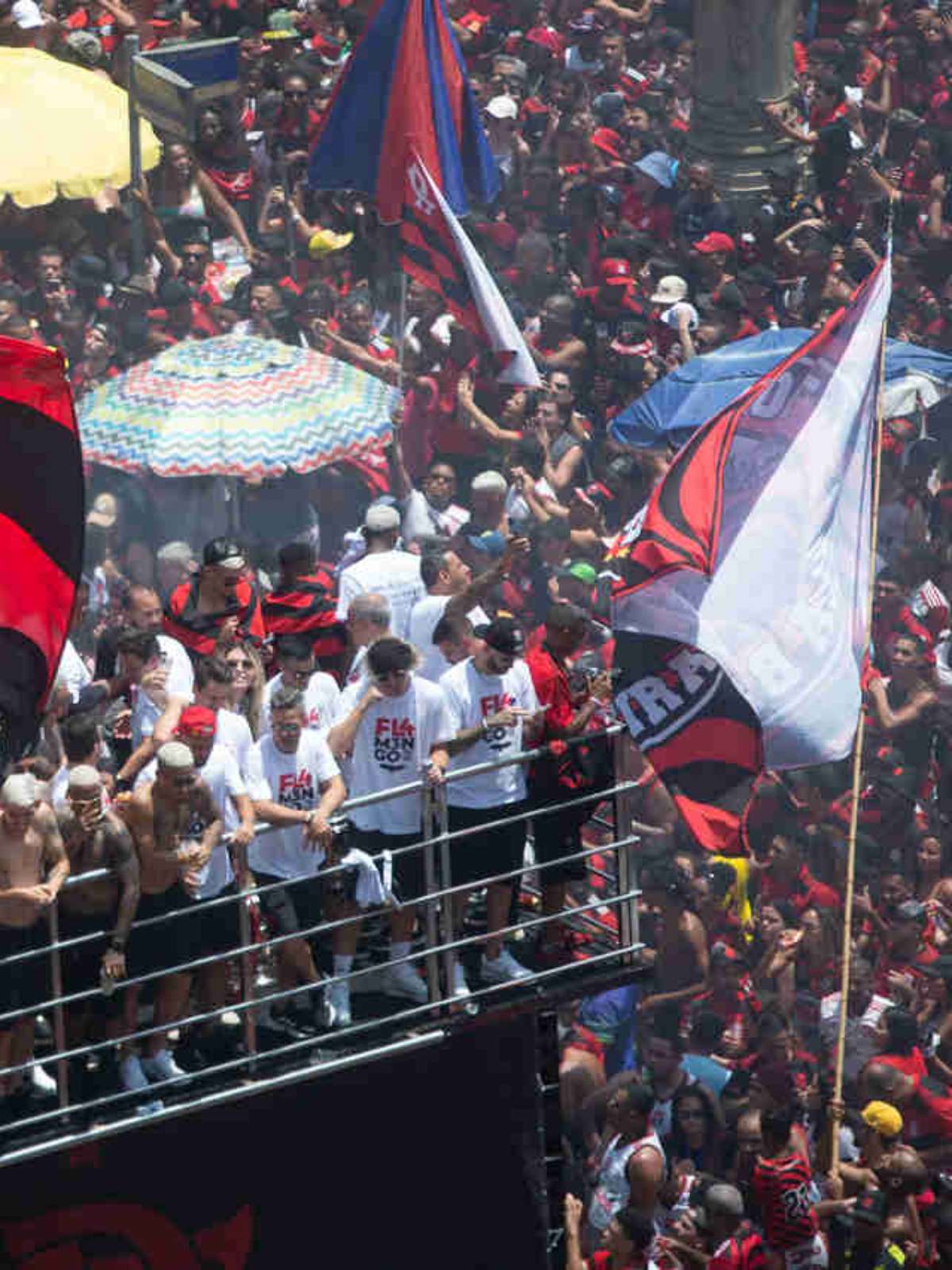 Deu Flamengo na estréia do titeísmo
